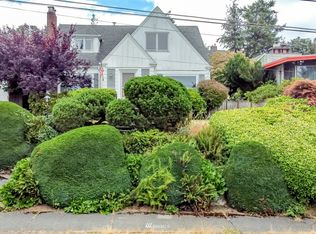 5545 SW Campbell Pl, Seattle, WA 98116