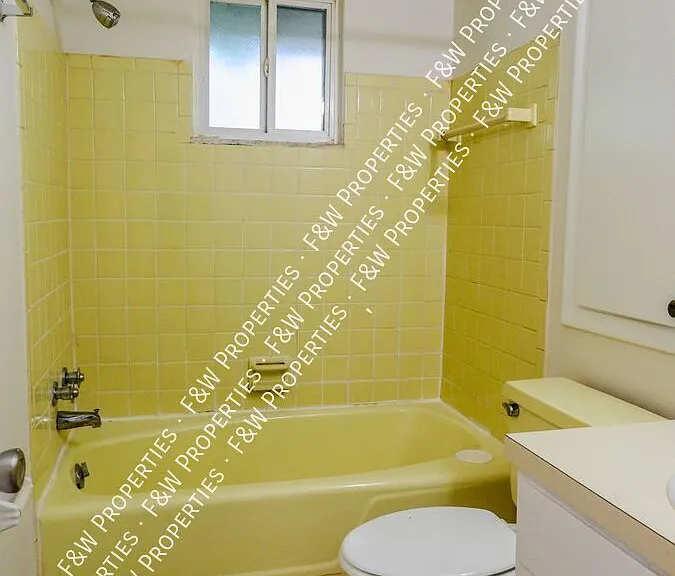 47 Auburn Ave #12 — Photo 10