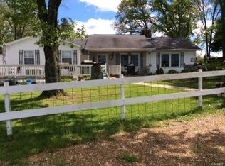 22403 State Route B St, Saint James, MO 65559