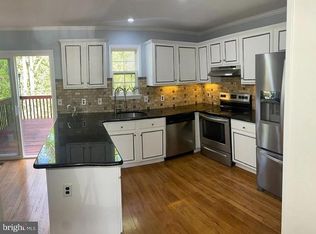 35 Townview Dr, West Grove, PA 19390