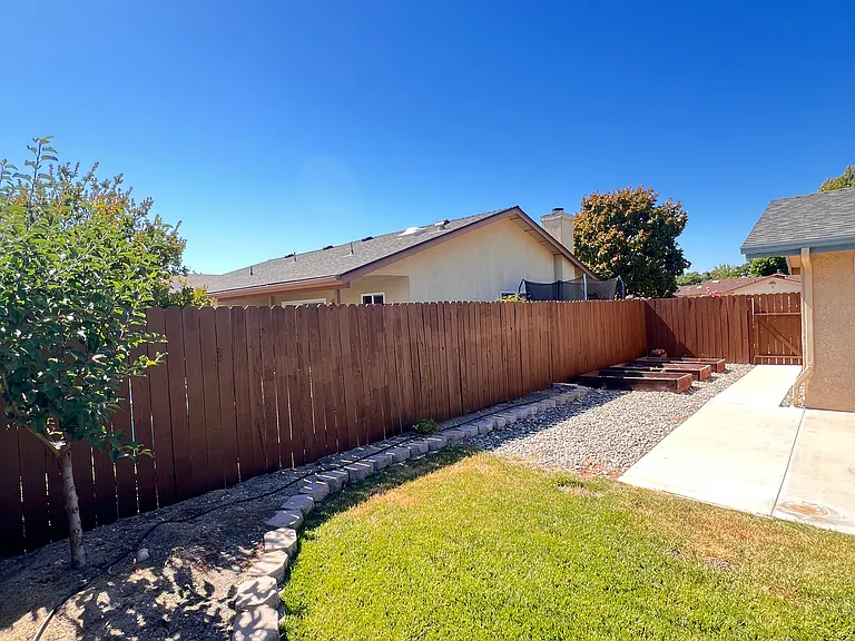 3293 Oak Knoll Dr — Photo 18