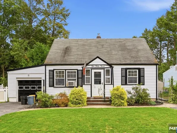 1053 Carnation Dr, New Milford, NJ 07646