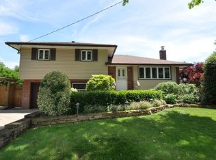 26 Rocco Dr, East Northport, NY 11731