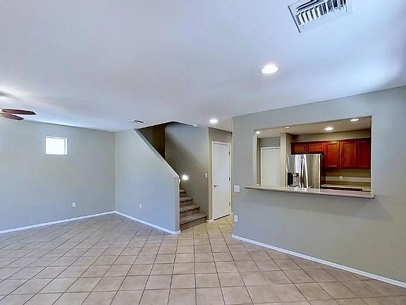 3rd image of 10567 E Pleasant Pasture Dr
