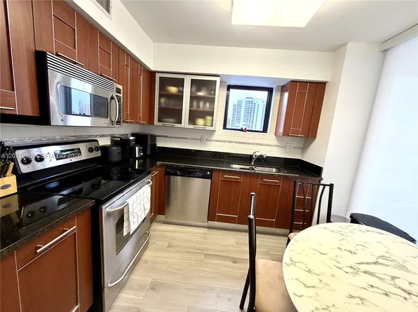 3300 NE 192nd St APT 1713, Aventura, FL 33180
