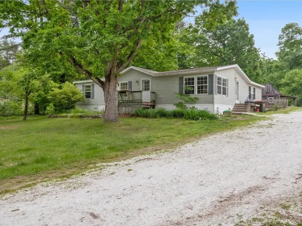 24 School House Hill Road, Middlebury, VT 05753