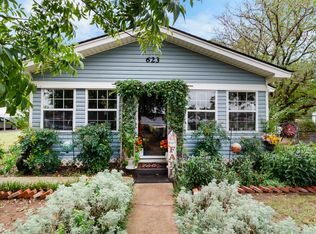 623 W 4th St, Grandfield, OK 73546
