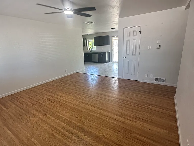 1220 Garcia St NE #1 — Photo 10