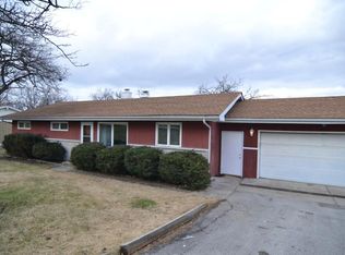 211 Old Elm Rd, Joliet, IL 60433