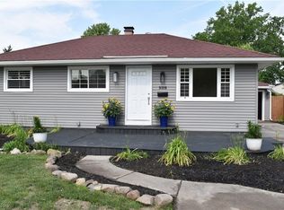 808 East Dr, Sheffield Lake, OH 44054