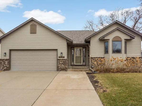 2152 Powers Ave, Saint Paul, MN 55119
