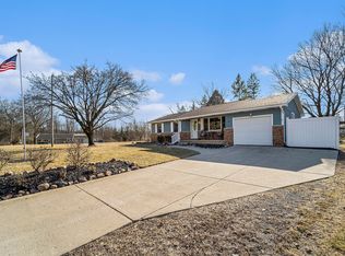 11494 Hewitt Rd, Brooklyn, MI 49230