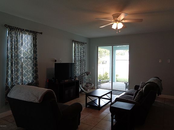 5th image of 540 Banana Blvd