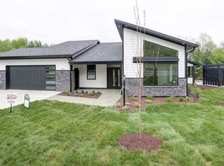 100 Bluestone Dr, Wausau, WI 54401