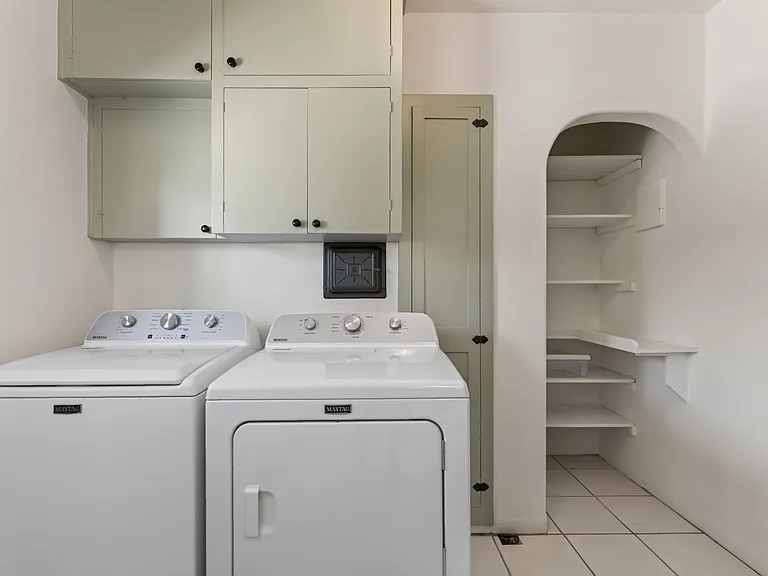 3533 Elmwood Dr — Photo 44