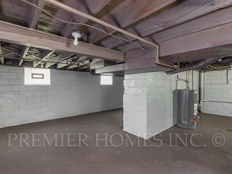 1536 Glendale Pl NE — Photo 5