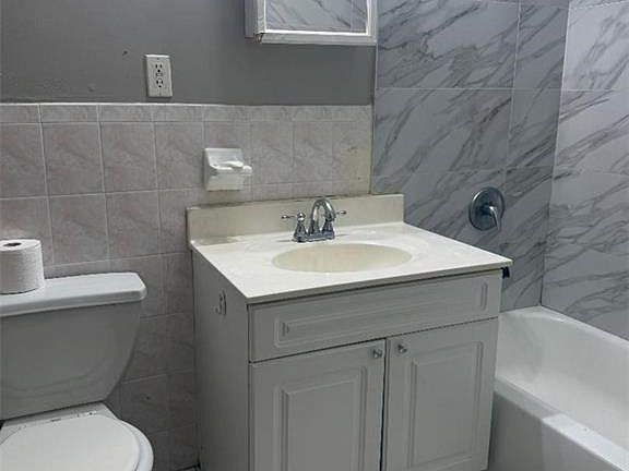 2nd image of 403 College Dr