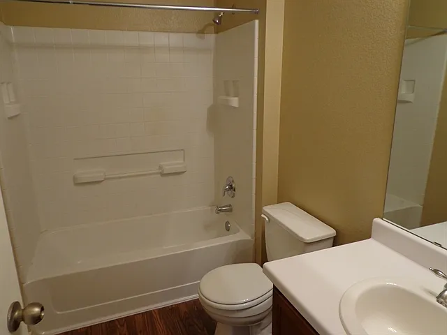 279 Quarter Ave — Photo 11