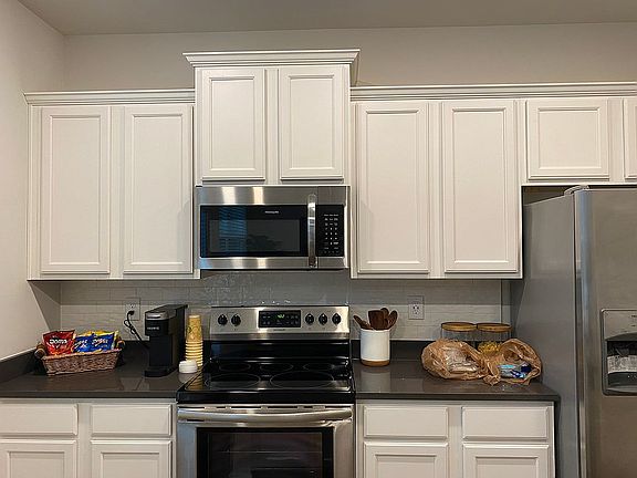 2nd image of 206 The Crossings Ln