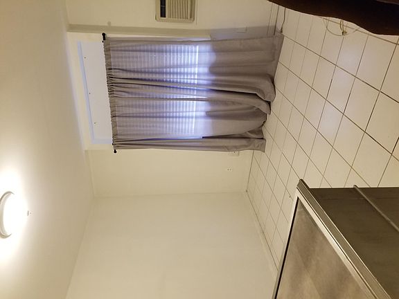 4th image of 3206 Philip Ave