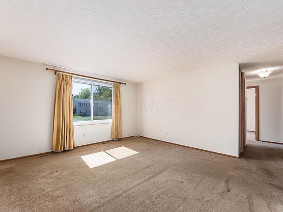 4th image of 3736 Paris Blvd E