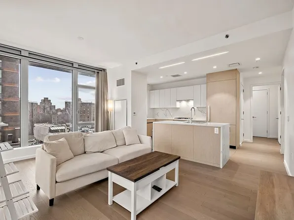 133-27 39th Ave #3H, Flushing, NY 11354