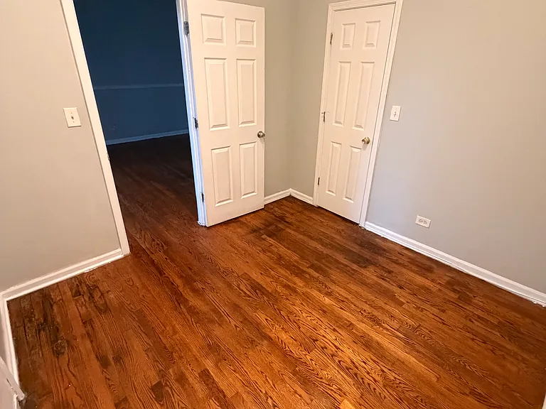7354 S Perry Ave #2 — Photo 5