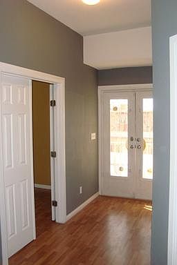 2nd image of 3326 Gateway Blvd E