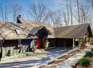 661 Falls Ct, Highlands, NC 28741