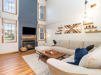 8084 Curtis Ln, Eden Prairie, MN, 55347