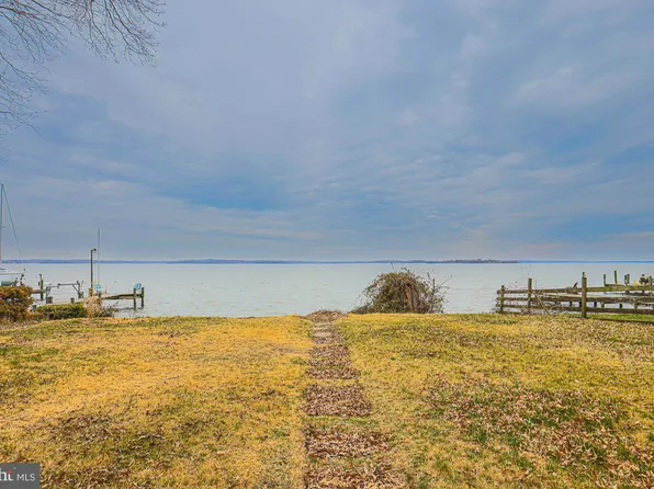 13203 E Greenbank Rd, Middle River, MD 21220