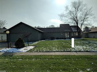32825 Woodstone Cir, North Ridgeville, OH 44039