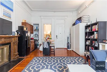 Rented by Bond New York