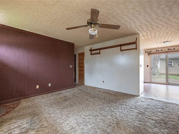 4th image of 7619 Bassett Dr
