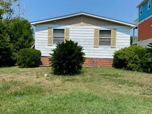1522 Bonito Ln, Carolina Beach, NC 28428