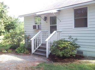 1284 Stampers Bay Rd, Hartfield, VA 23071