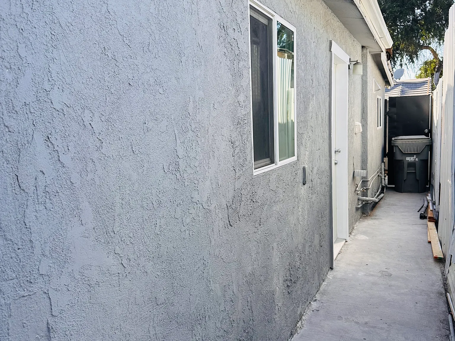 11814 1st Ave — Photo 3