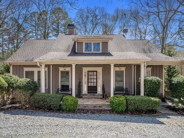 277 Hunters Ridge Rd, Mineral Bluff, GA 30559