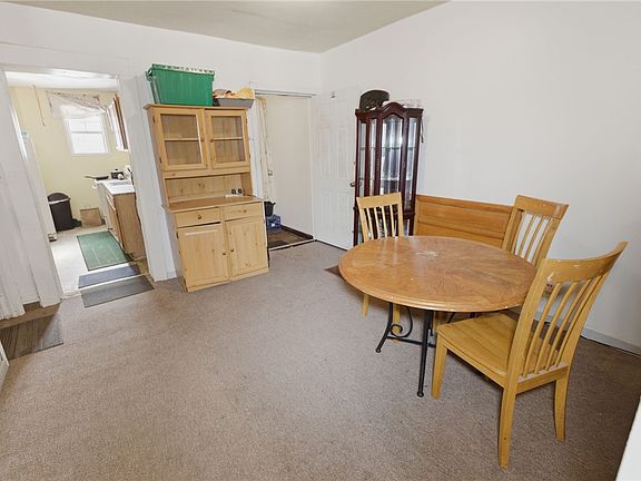 5th image of 344 Mount Hope Ave