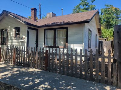 1024 Cedar St, Red Bluff, CA, 96080
