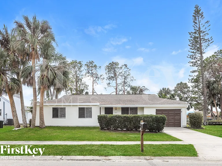 4517 Maraldo Ave — Photo 1