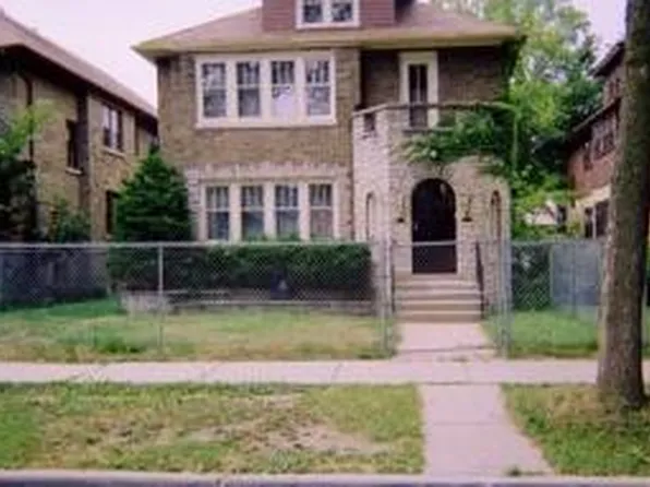 2967 N 45th St, Milwaukee, WI 53210