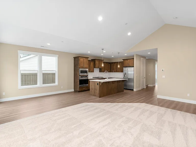 8950 N Kale Cir — Photo 7