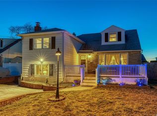 189 Franklin Ave, Island Park, NY 11558