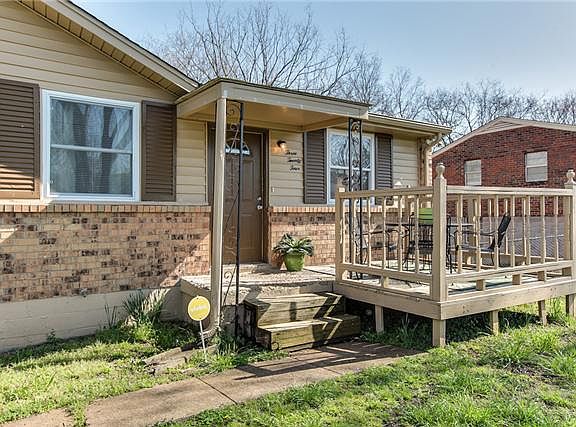 2nd image of 324 Ash Dr