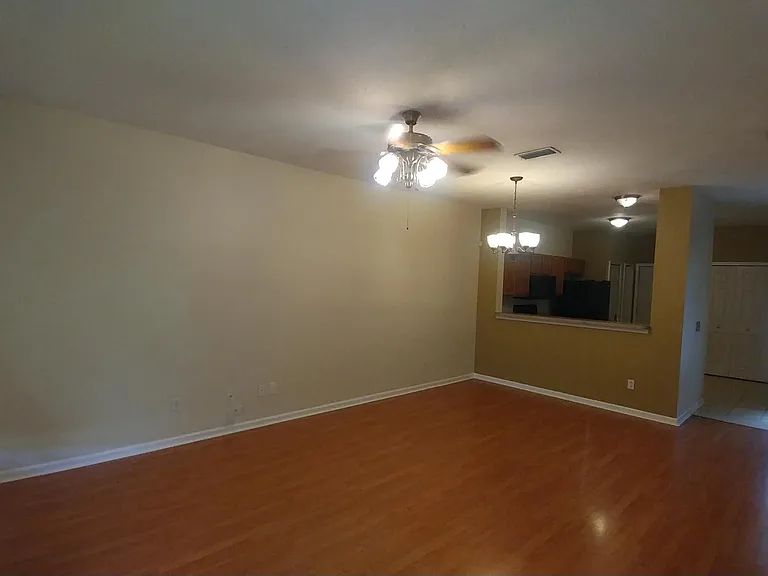 408 Southern Branch Ln — Photo 7