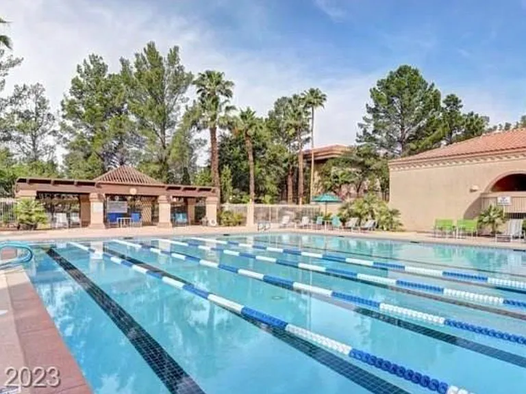 2913 Vista Butte Dr — Photo 29