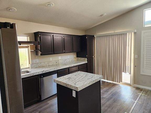 5th image of 434 Rancho Del Norte Dr