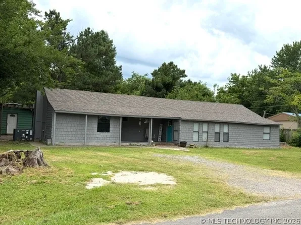 131 W 58th St S, Muskogee, OK 74401