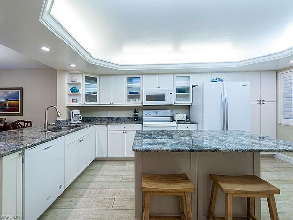 4th image of 2445 W Gulf Dr Unit C25